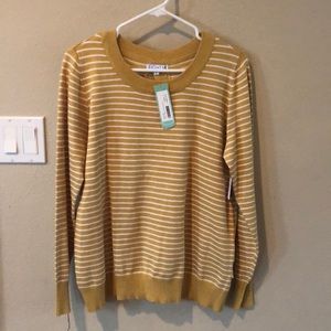 Francie back detail pullover